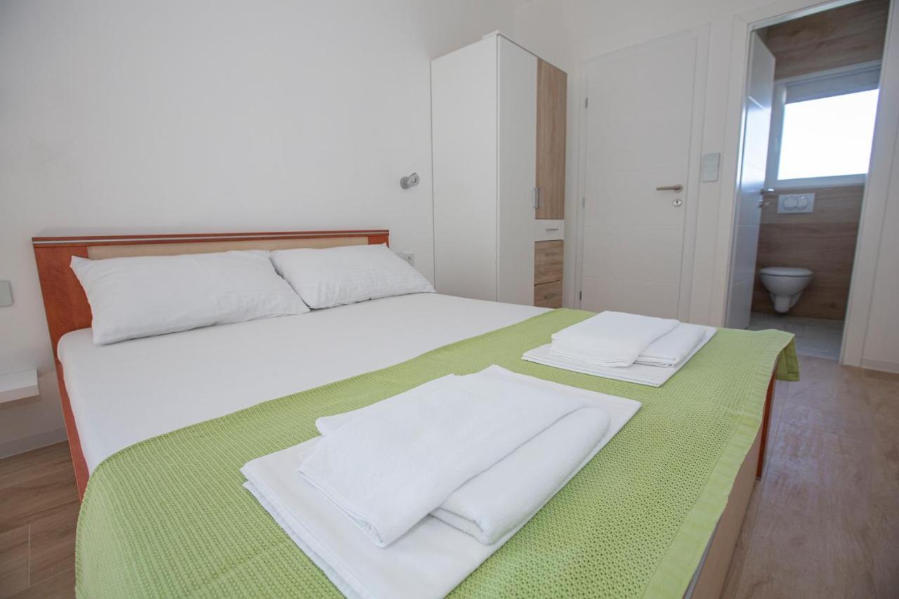 Mayana Apartman Cesarica Kültér fotó