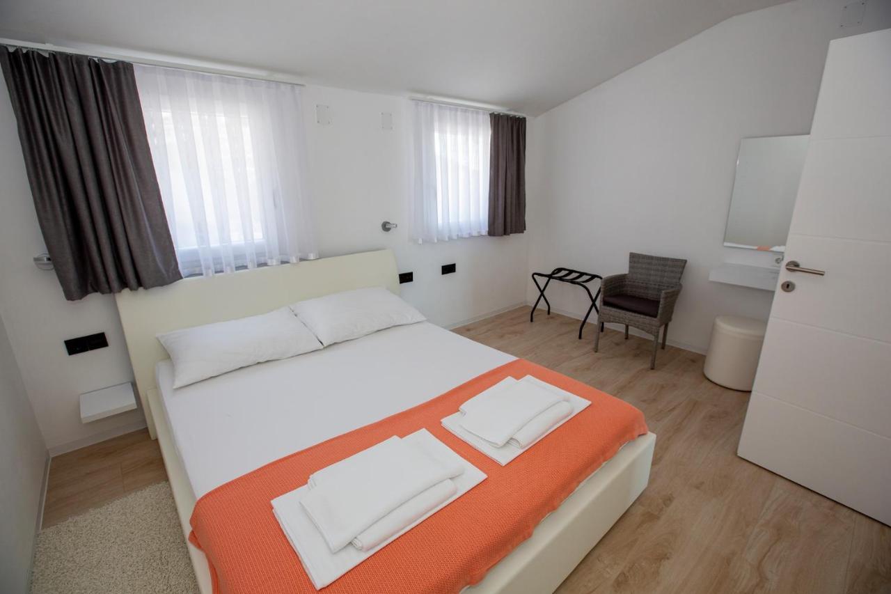 Mayana Apartman Cesarica Kültér fotó
