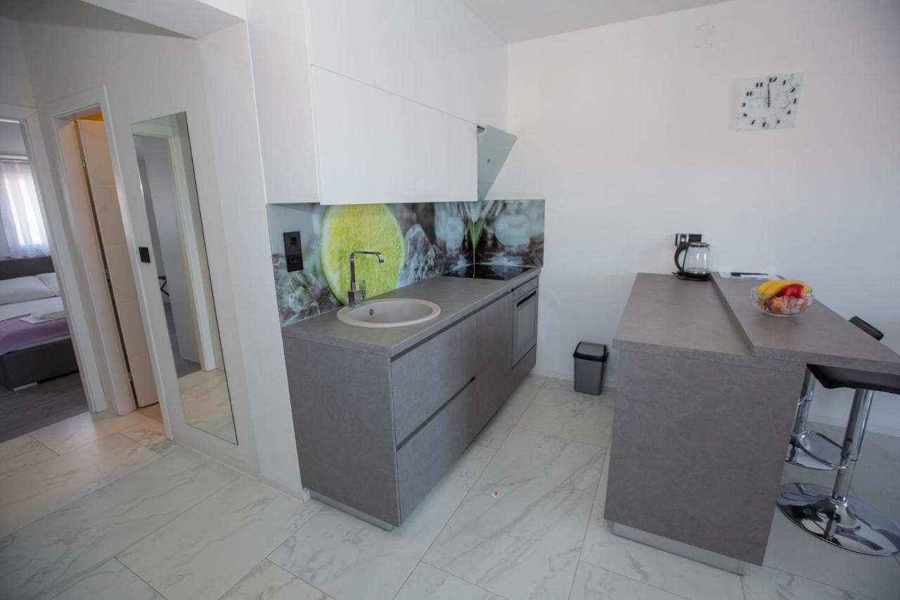 Mayana Apartman Cesarica Kültér fotó
