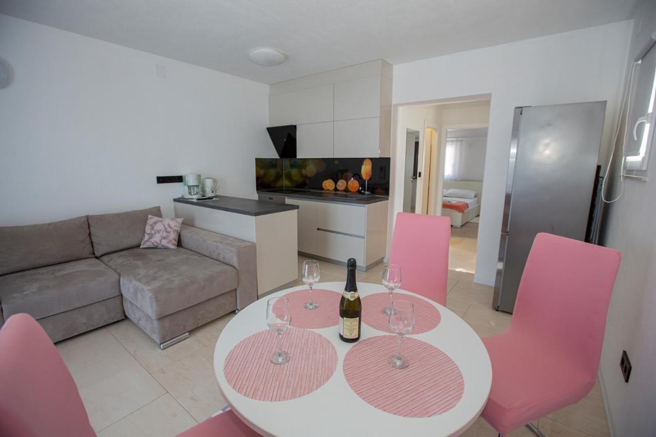 Mayana Apartman Cesarica Kültér fotó